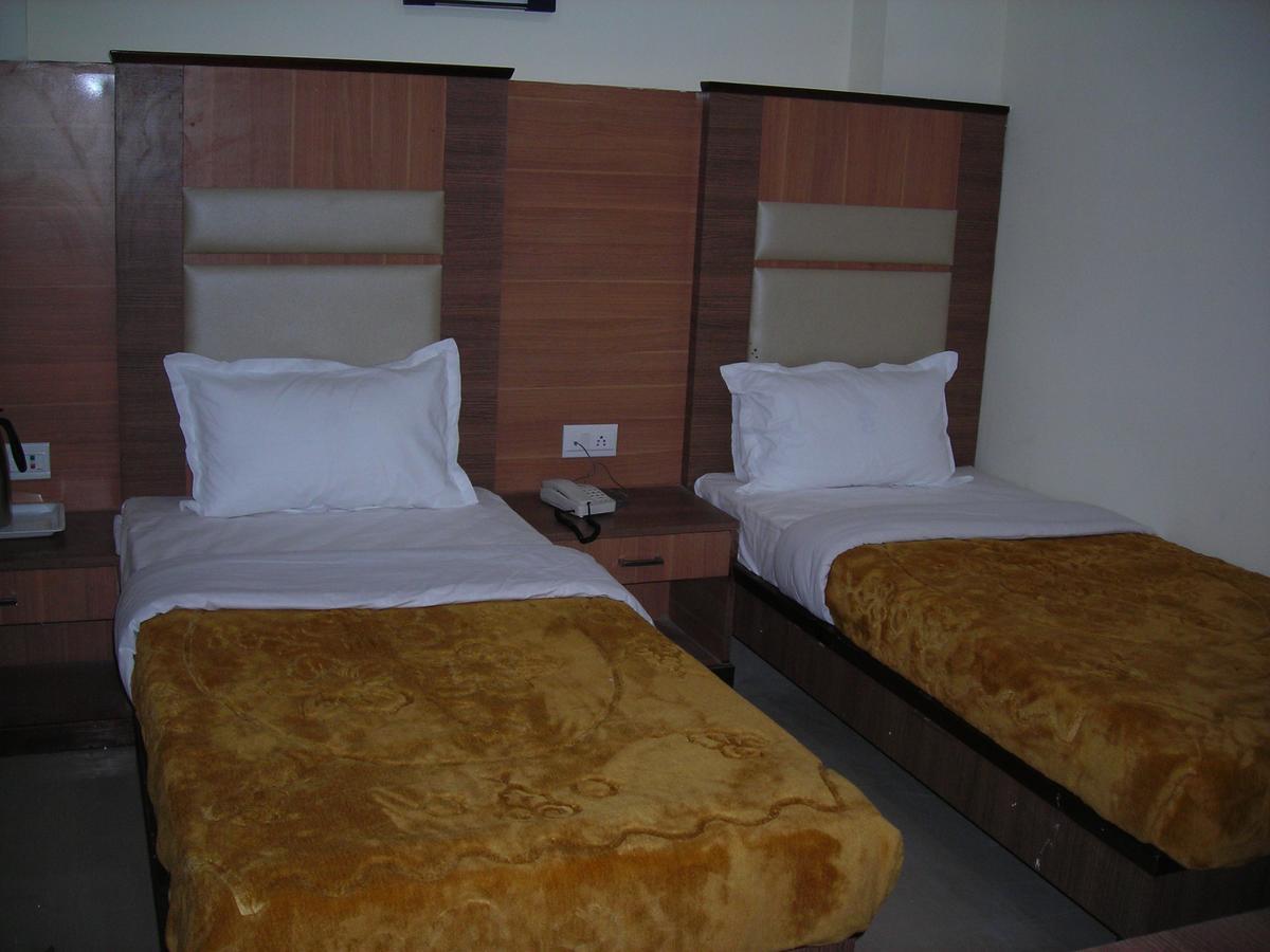 Hotel Dolphin Raipur (Chhattisgarh) Exterior photo