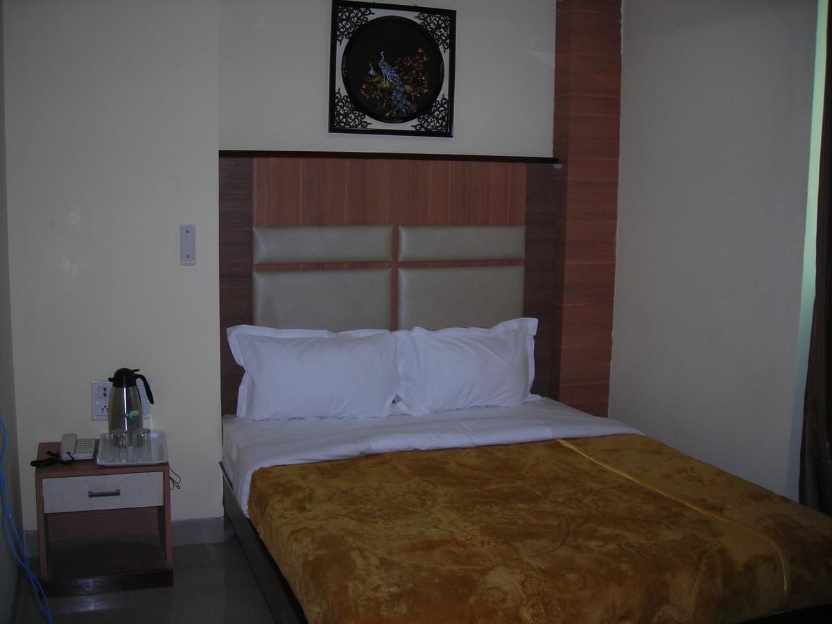 Hotel Dolphin Raipur (Chhattisgarh) Exterior photo